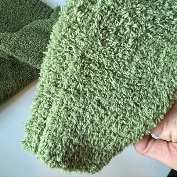 NWT Edikted crop chenille green sweater soft cozy warm dainty Y2K bop college - Picture 2 of 7